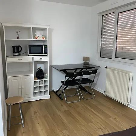 Studio 2 Personnes 21 M2 * Levallois-Perret